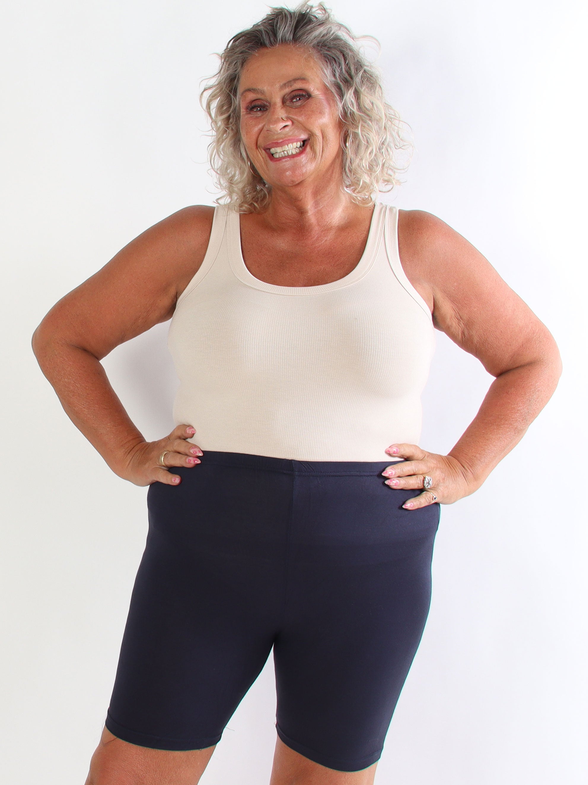 Caro - Bløde plus size cykelshorts i viskose